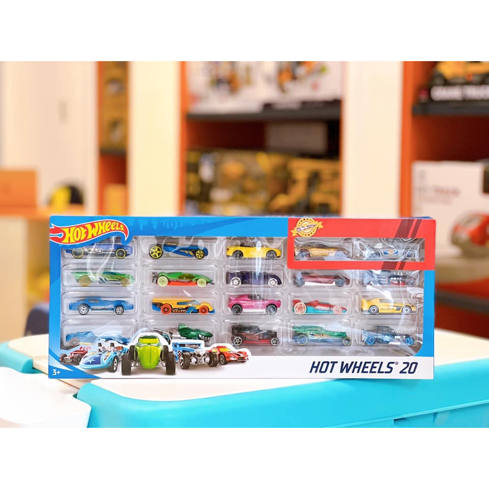 Xe mô hình Hot Wheels Chính Hãng nhiều mẫu. Tỷ lệ: 1:64. Giao ngẫu nhiên, Không chọn mẫu.
