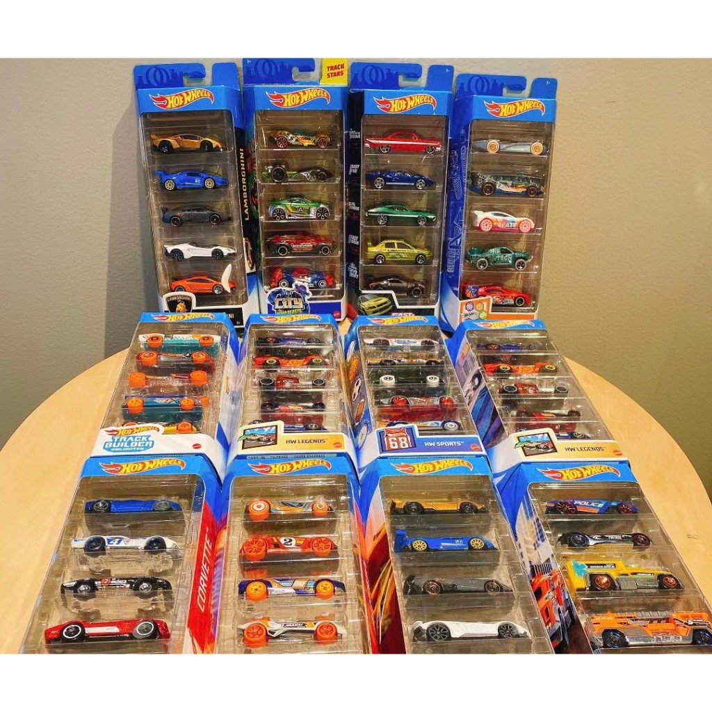 Xe mô hình Hot Wheels Chính Hãng nhiều mẫu. Tỷ lệ: 1:64. Giao ngẫu nhiên, Không chọn mẫu.