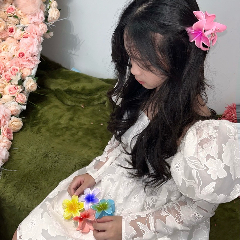 KẸP TÓC HOA SỨ PHONG CÁCH Y2K MÀU SẮC