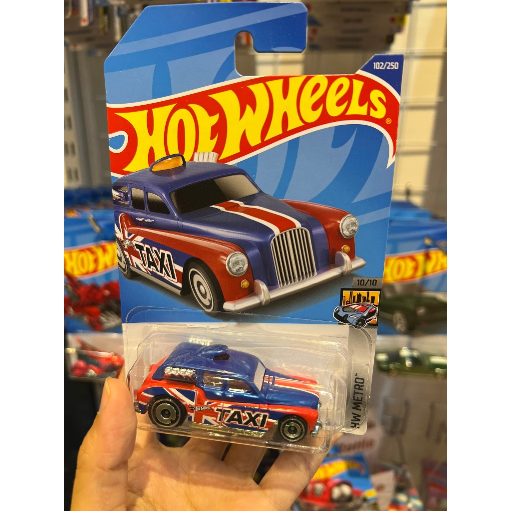 Xe mô hình Hot Wheels Chính Hãng nhiều mẫu. Tỷ lệ: 1:64. Giao ngẫu nhiên, Không chọn mẫu.