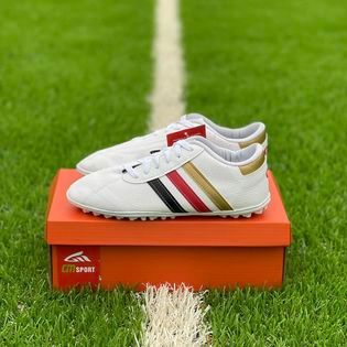 giày bóng đá 3 sọc ct3