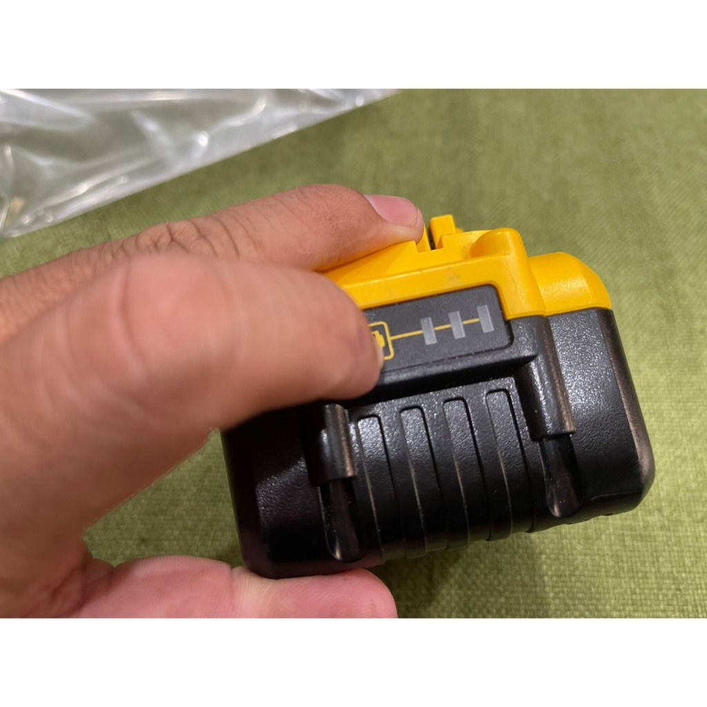 PIN DEWALT  6AH 20v sx mexico