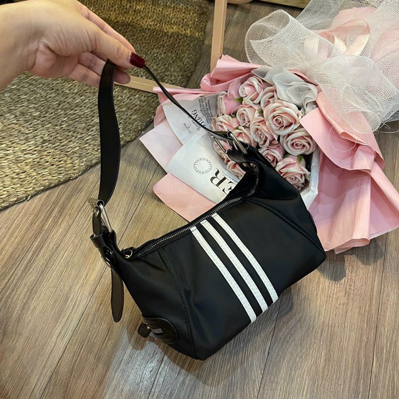 Túi xách nữ 3 sọc trắng thể thao trẻ trung năng động đi chơi