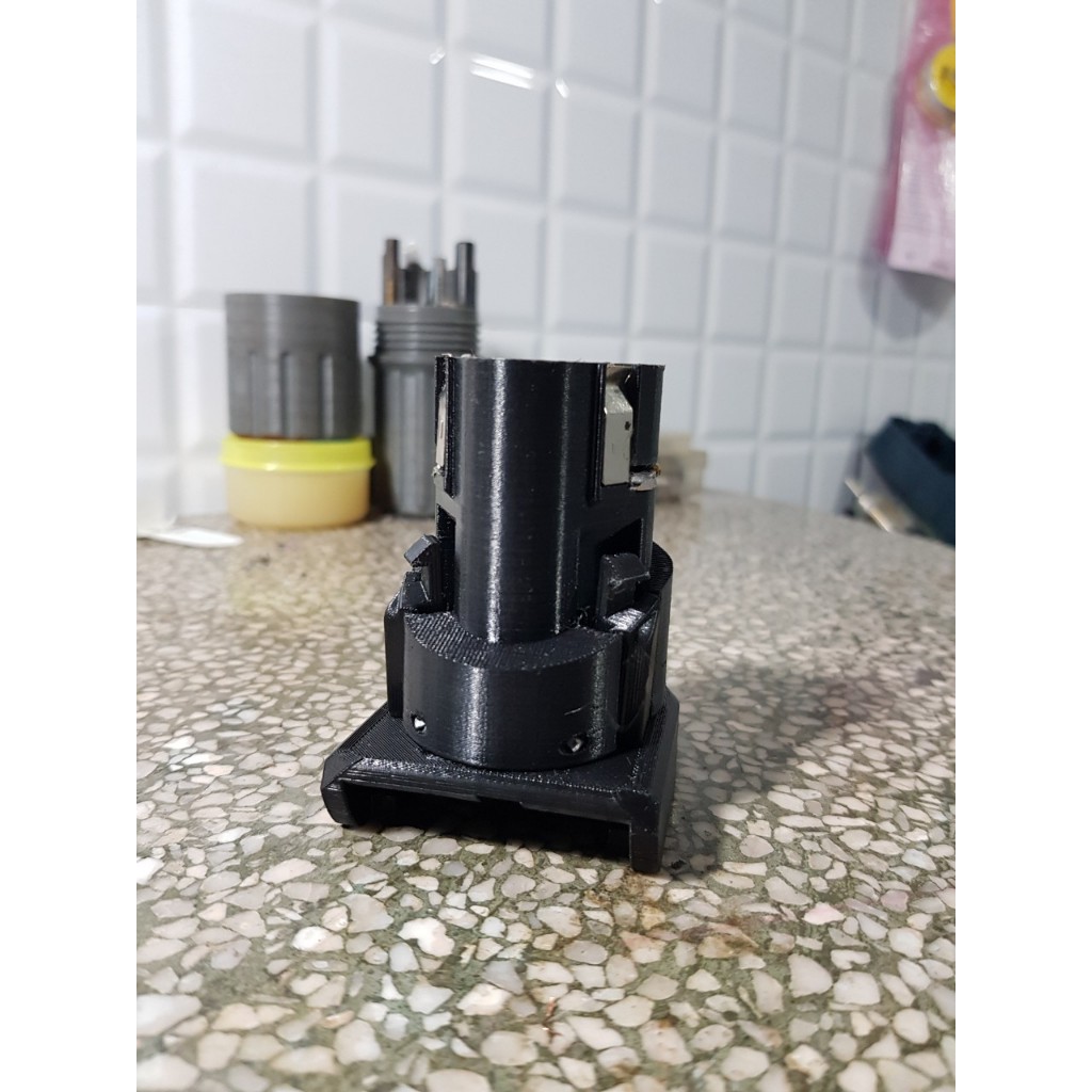 Đế chuyển Pin Dewalt 12v Liion sử dụng cho máy SK11 10.8v