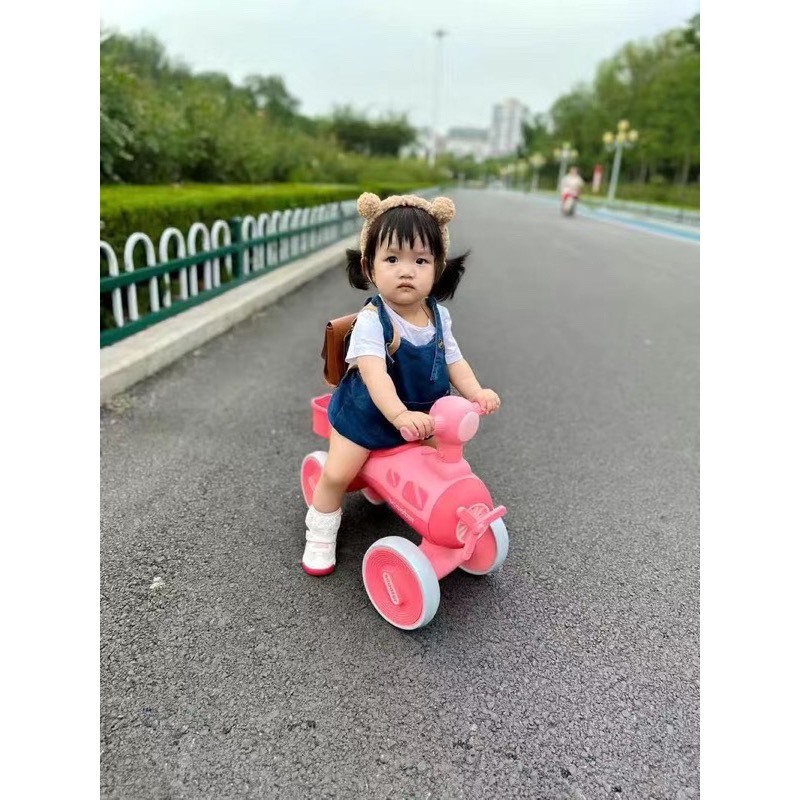 XE CHÒI CHÂN CHO BÉ  CÓ ĐÈN VÀ NHẠC TRỌNG TẢI 70KG MẪU MỚI 2023 CÓ CÁNH QUẠT PHÍA TRƯỚC MODEL 618