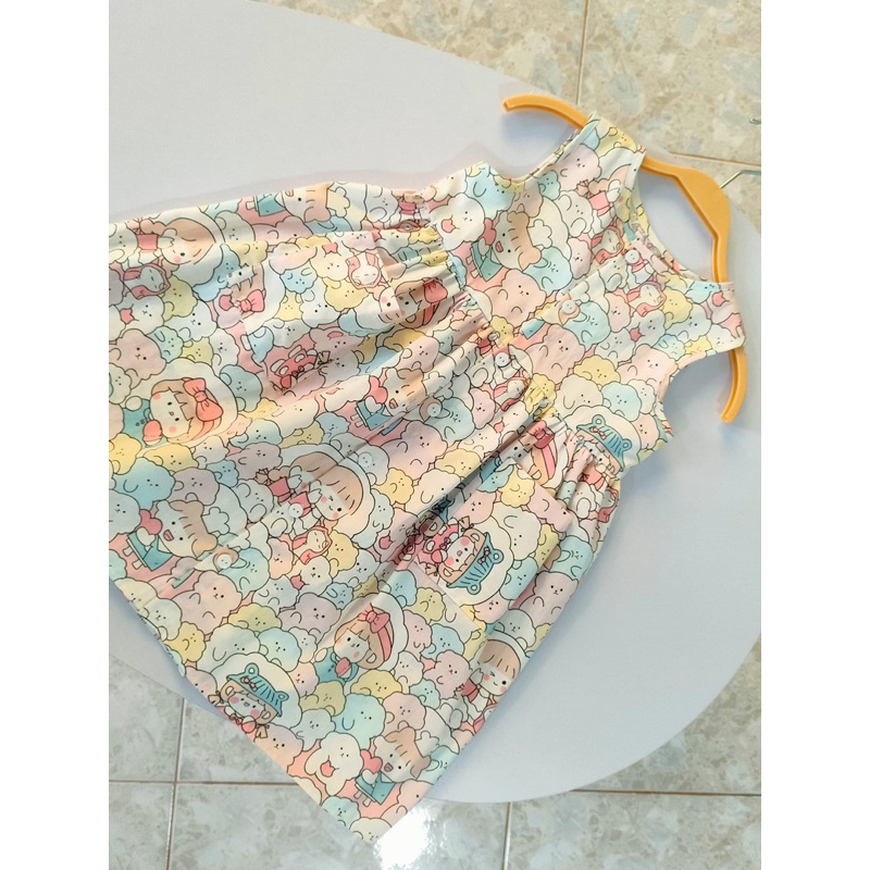 Đầm hoa vải lụa thô cho bé gái 9-15kg