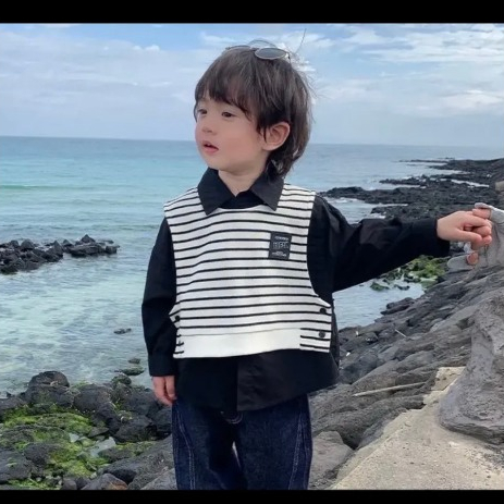 Sét bộ sơ mi kẻ đen 3ct kèm áo gile và quần bò jean sành điệu đỉnh của đỉnh cho bé trai