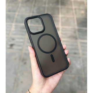 Ốp Likgus hỗ trợ sạc không dây cho iPhone 15 Pro/15 Pro Max /14 Pro Max lưng nhám viền màu chống bám vân tay chống sốc