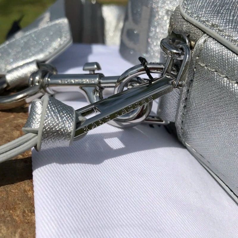 Túi đeo cheo mác da thật sang chảnh