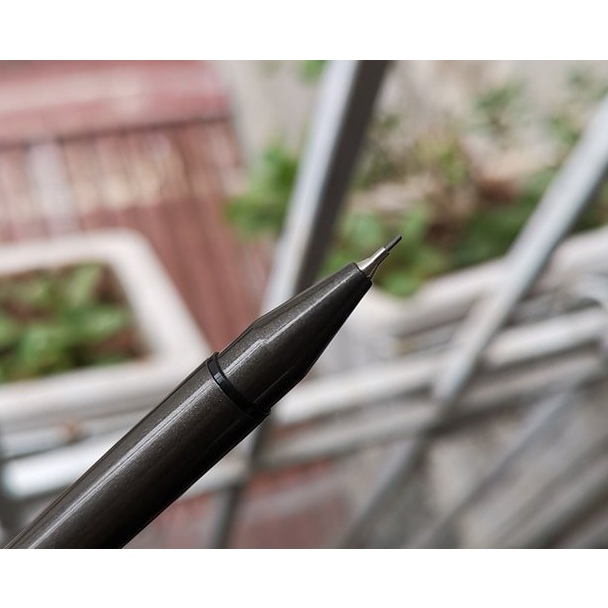 Bút LAMY Twin Pen 2 ngòi siêu độc đáo. Gồm 1 ngòi chì kim 0.5 và 1 ngòi mực bi.