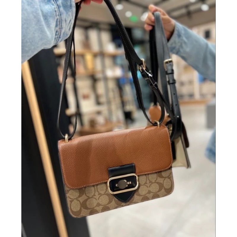 Túi Coach Large Morgan Square Crossbody