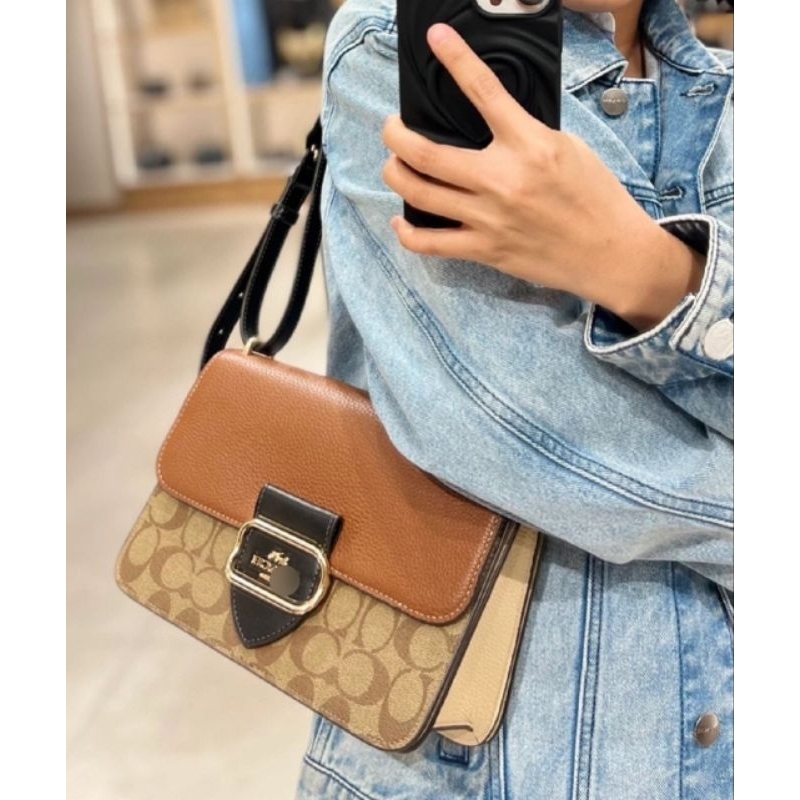 Túi Coach Large Morgan Square Crossbody