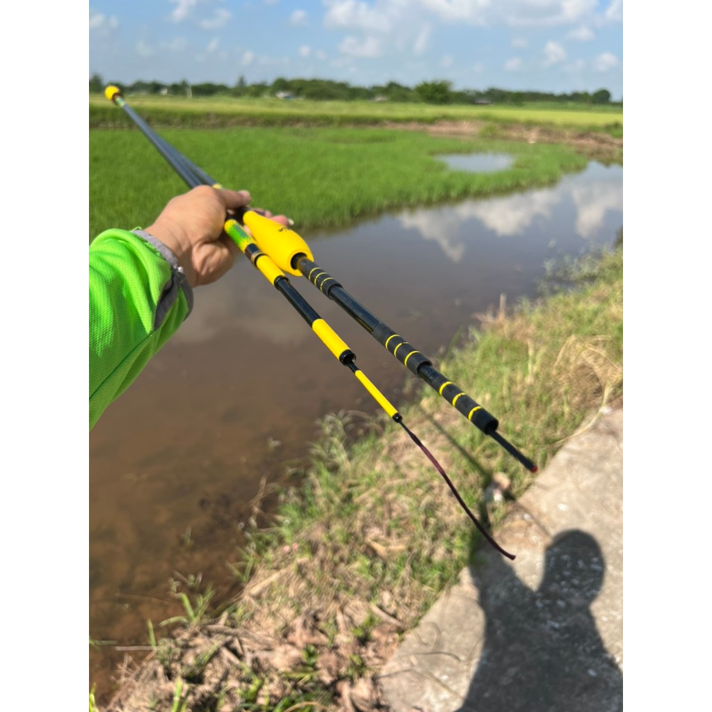 Cần câu tay quan vũ 4h tặng kèm nhẫn và ngọn zin chuyên rô diếc