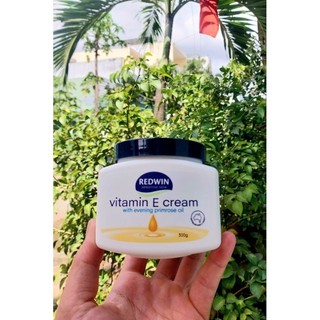 Kem dưỡng da vitamin E Redwin Cream  300gr ÚC.