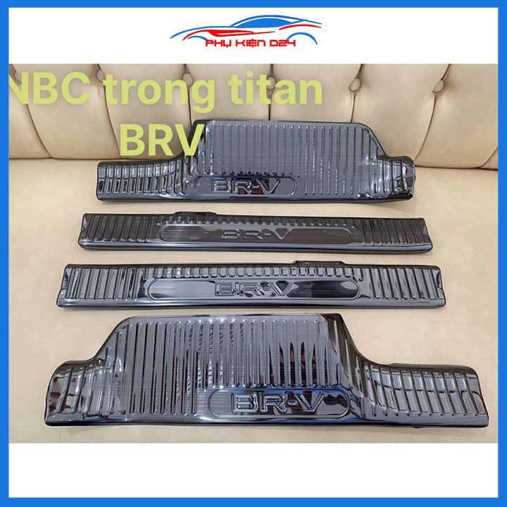 Bộ nẹp bước chân ngoài Titan Honda BRV BR-V 2023 2024
