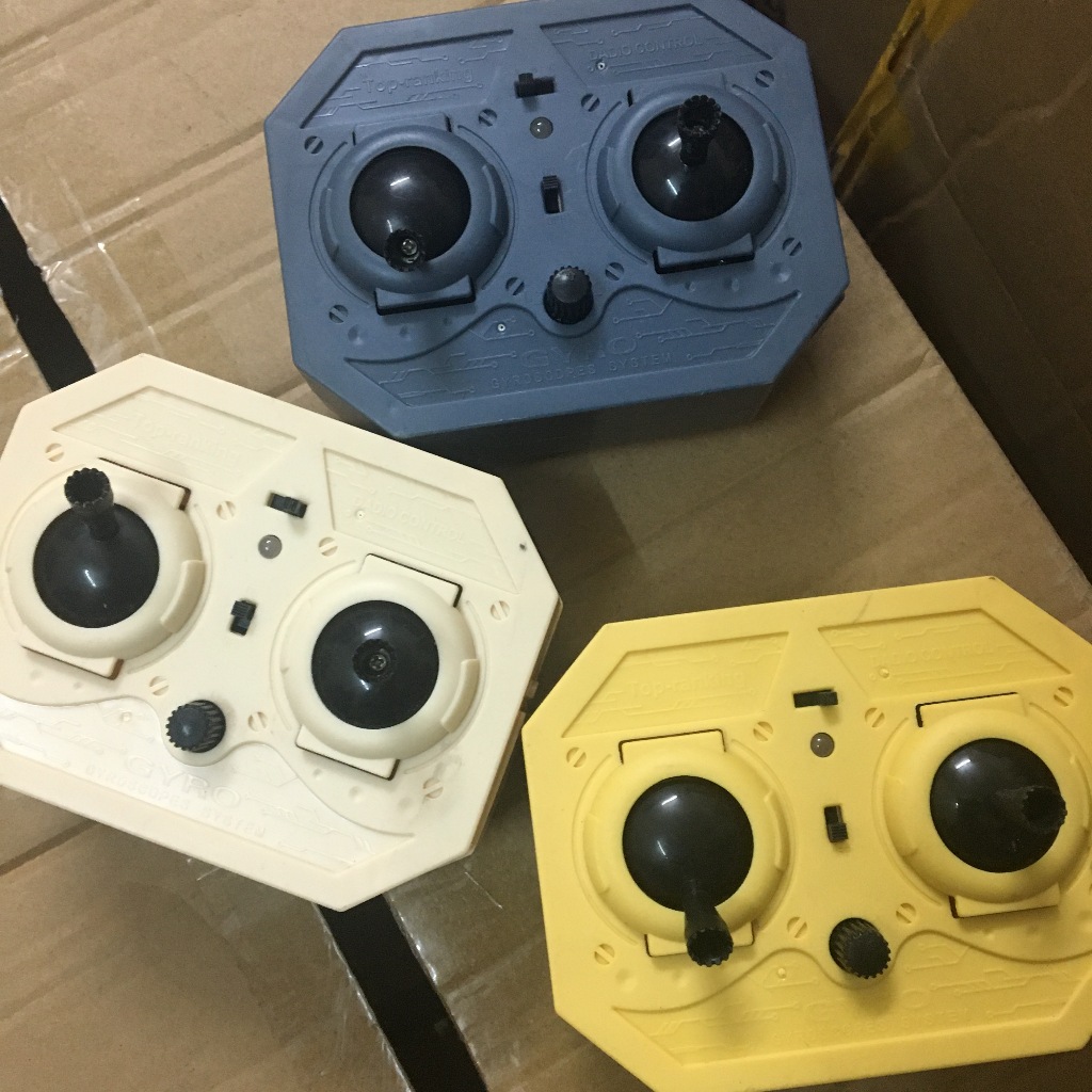 Tay điều khiển máy bay trực thăng mô hình điều khiển từ xa đồ chơi  TX dùng sóng hồng ngoại tầm xa 5-10 mét