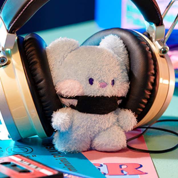 Mô hình bông BT21 MININI STEREO STANDING DOLL