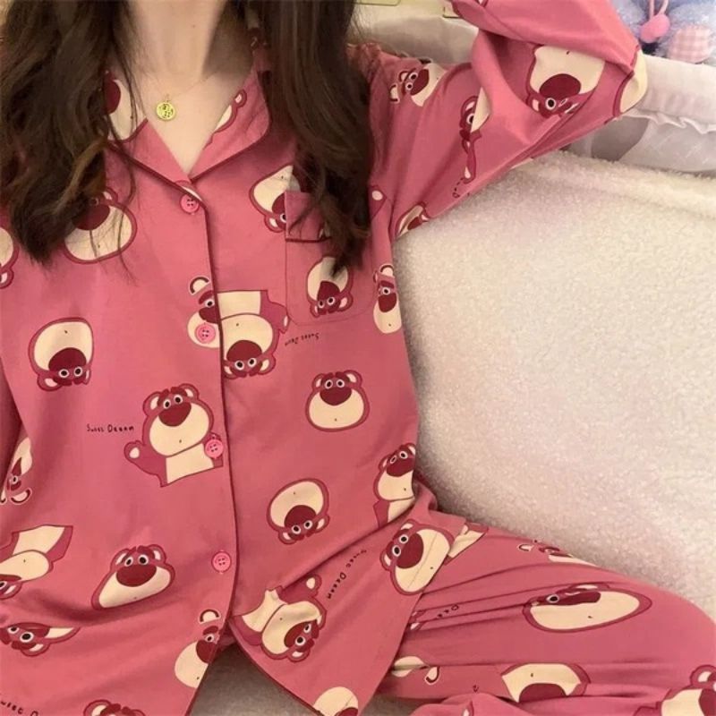 Đồ ngủ nữ pijama dài tay in hình gấu dâu siêu dễ thương hàng Quảng Châu cao cấp FIJITO