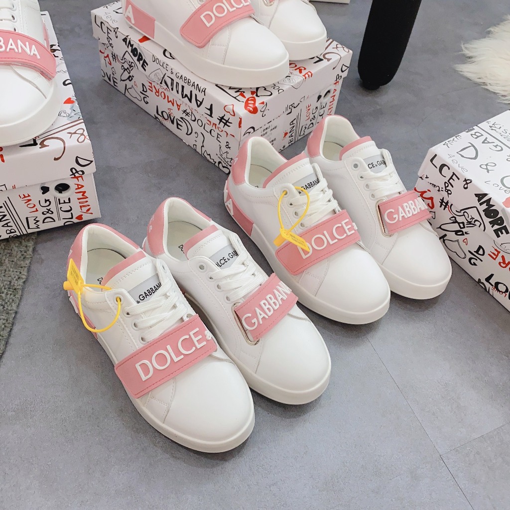 GIÀY THỂ THAO SANG CHẢNH D.G HỒNG