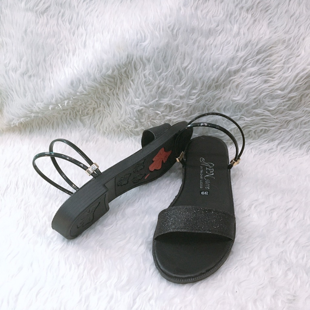 Giày sandal nữ đế bằng quai bản ngang kim tuyến dây da bóng 2 kiểu mang - SD147