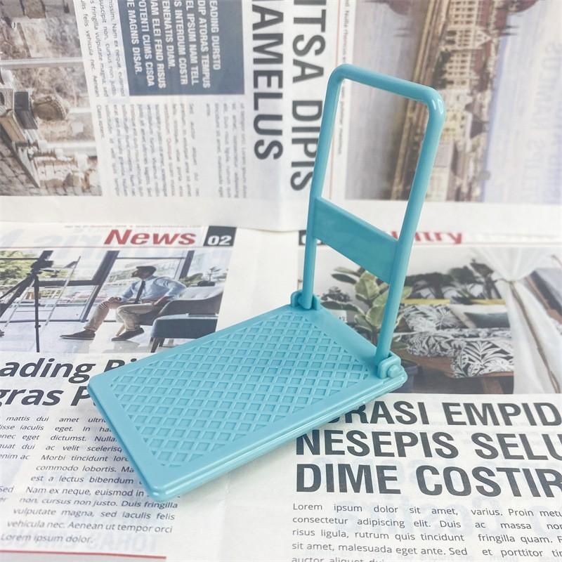 Mô hình xe đẩy hàng trang trí nhà búp bê mini Tỉ Lệ 1 / 12