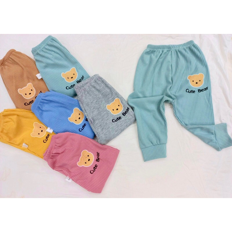 Quần dài chục chất tăm gân hình gấu thu đông cho bé trai và bé gái