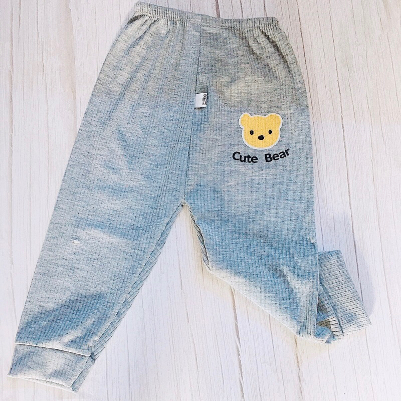 Quần dài chục chất tăm gân hình gấu thu đông cho bé trai và bé gái