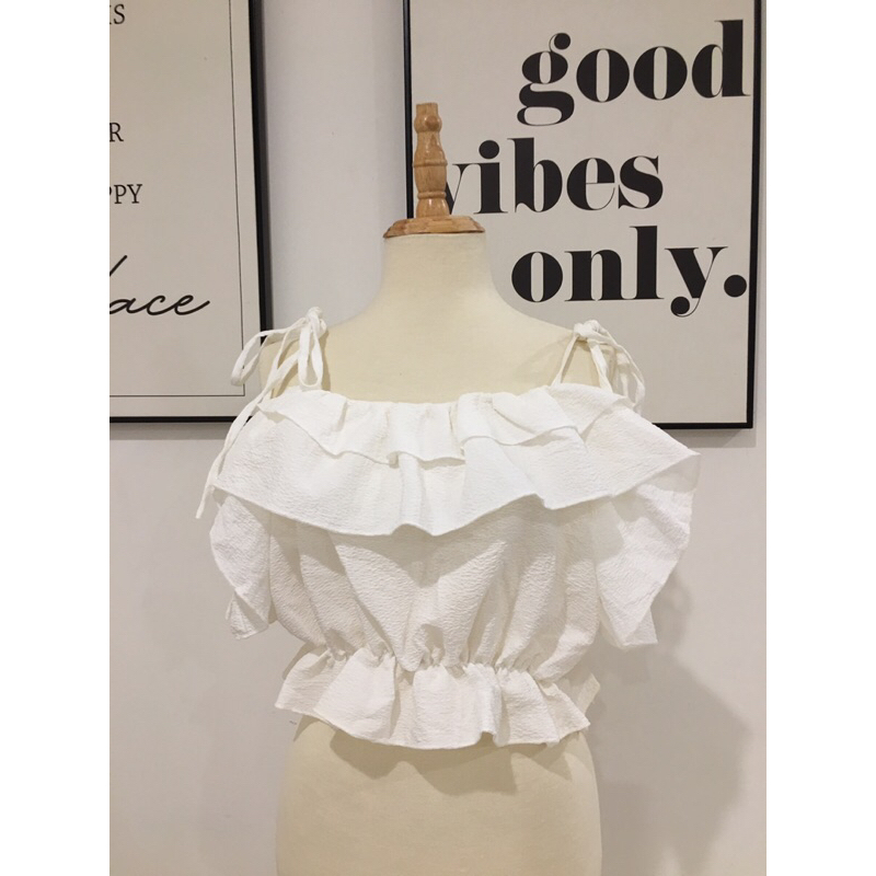 Áo dây cột vai bèo 2hand