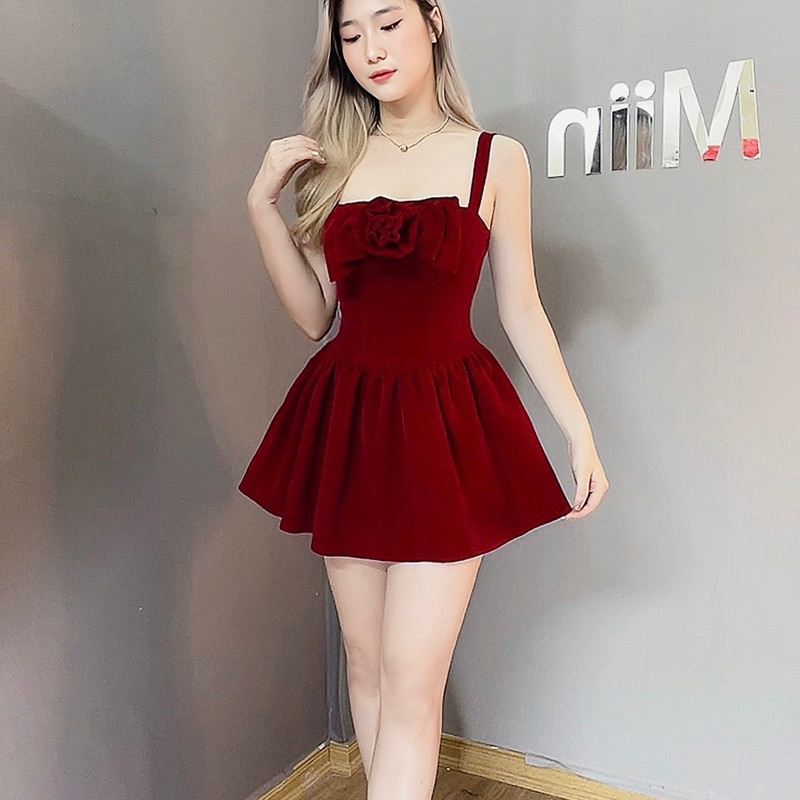 Váy Nhung 2 Dây Nơ Hoa Ngực