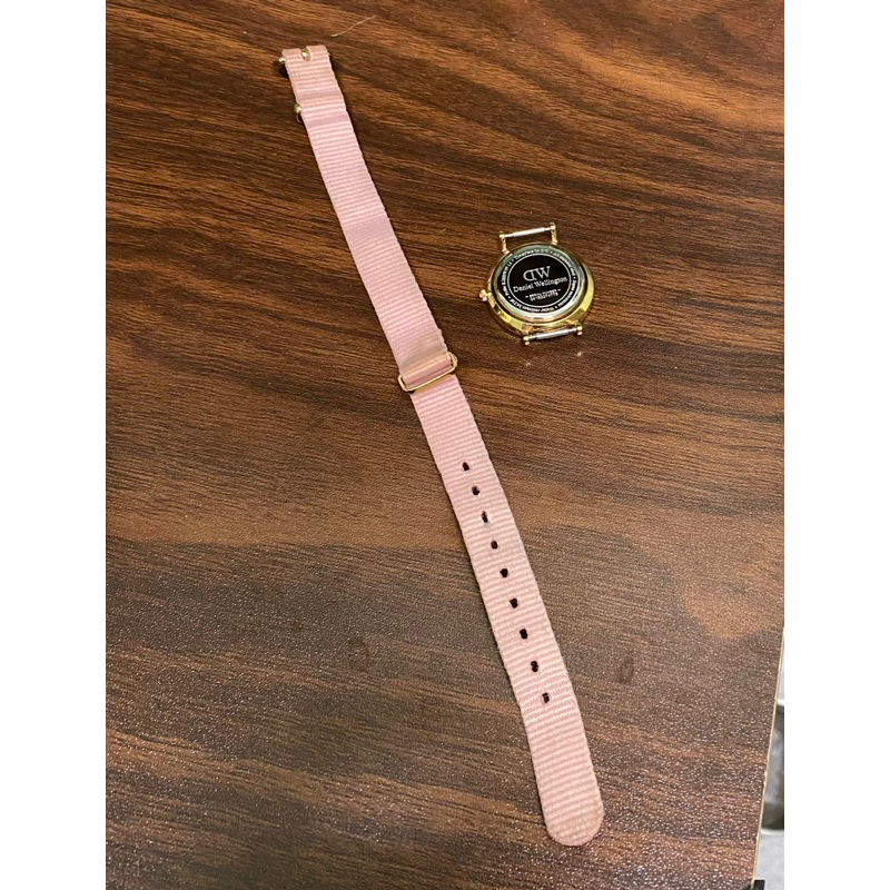 Đồng Hồ DW cũ  28mm