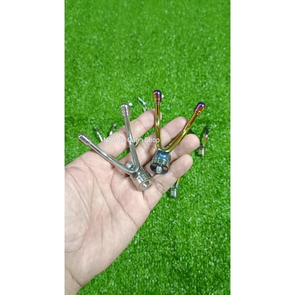 Móc treo đồ xe máy mẫu râu dế râu kiến inox