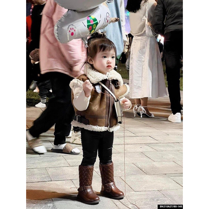 Áo khoác gile da lộn lót lông cừu thời trang xu hướng sẵn ship