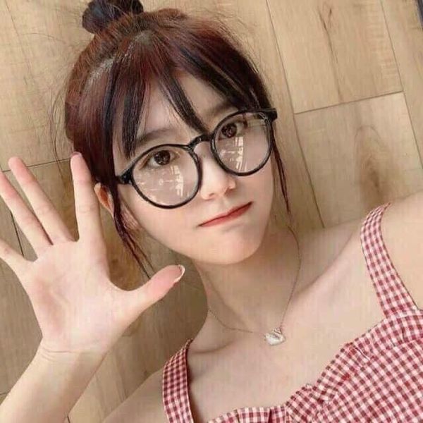 KÍNH MẮT THỜI TRANG TEEN GỌNG NHỰA