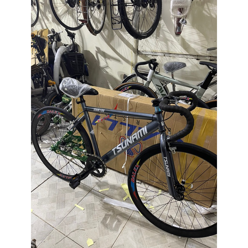 Xe Fixed Gear TSUNAMI Mới 100%, Gắn Đầy Đủ Phụ Kiện