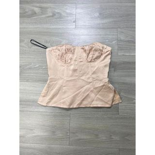 A232 áo cup ngực xẻ eo f21