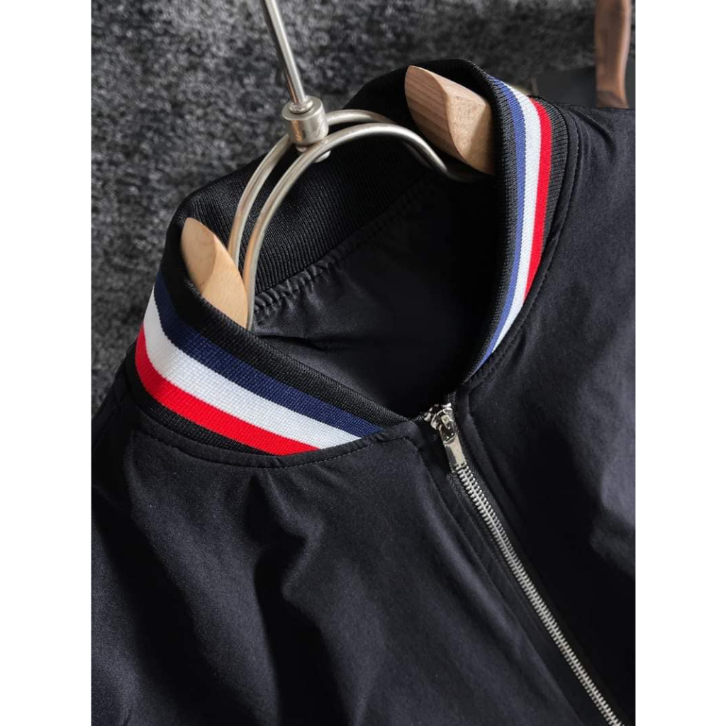 Áo Khoác Gió Thome Browne Phối 4 Vạch Kẻ Tay Áo Khoác Gió 2 Lớp Unisex mẫu hot 2023