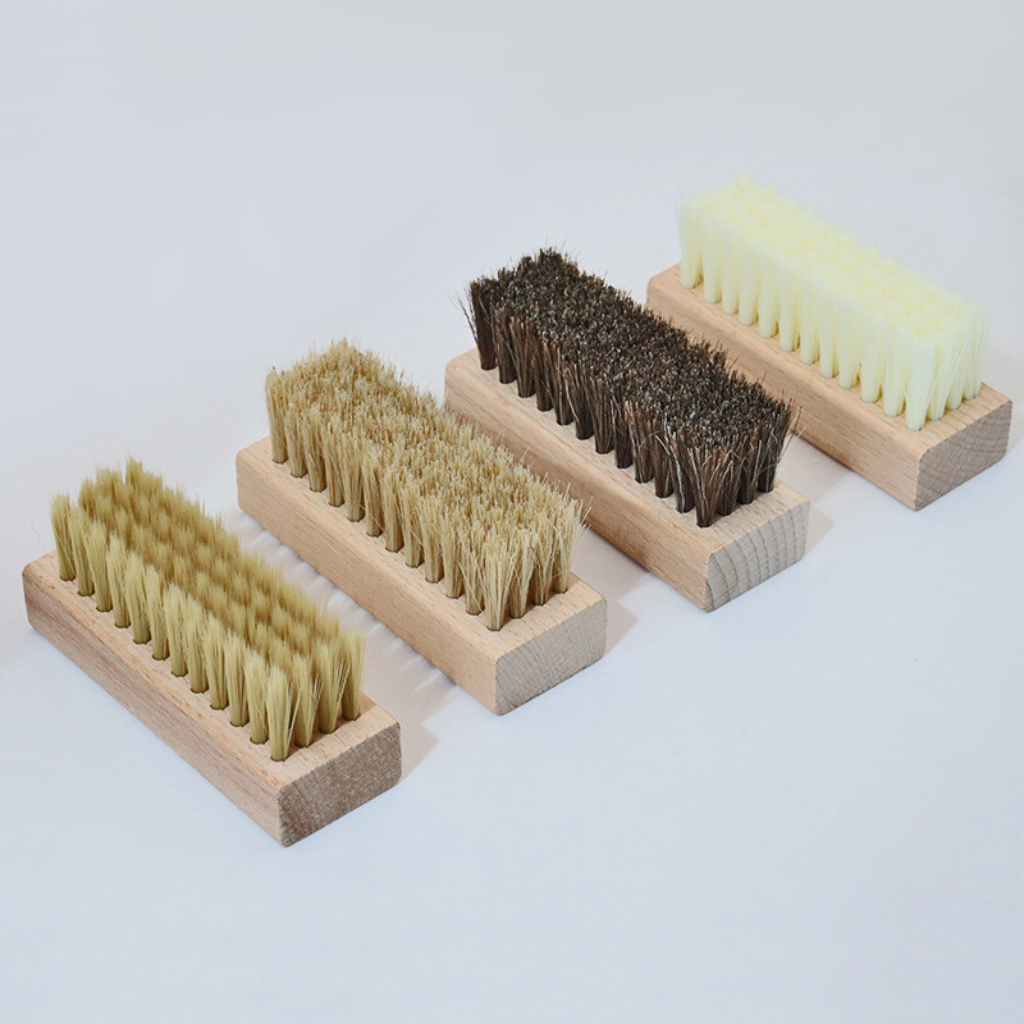 Bàn Chải Đánh Giày Chuyên Dùng Đánh Giày Vải, Sneaker, Giày Da Lộn Nội Thất Ô Tô, Đồ Nỉ Lông Mềm Và Lông Cứng