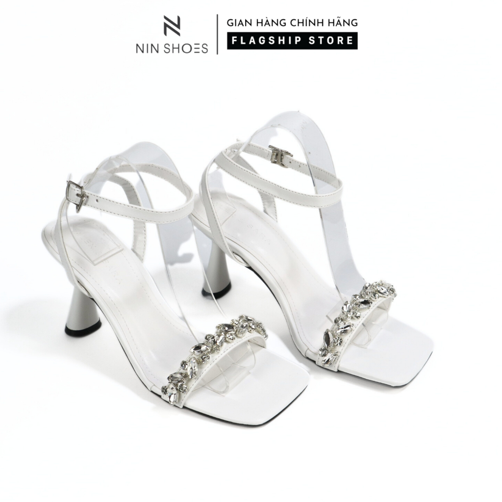 Giày cao gót đế 6cm Ninshoes giày sandal nữ đính đá đế bầu mũi vuông quai cài hở sau -SDM025