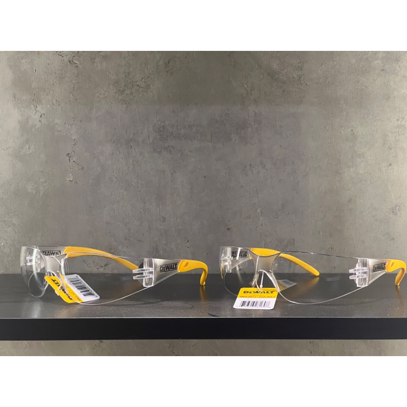 KÍNH DEWALT DPG54-1D THỜI TRANG CHỐNG XƯỚC