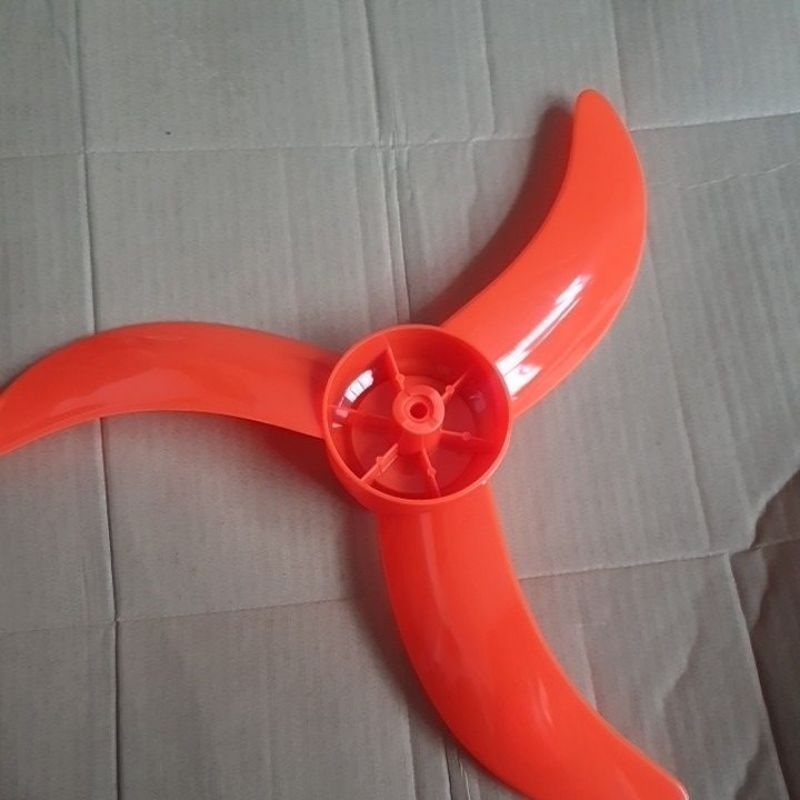 Cánh quạt 3lá b5