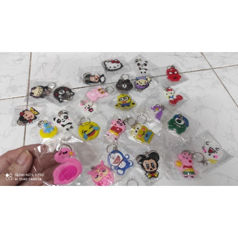 Combo 100 móc khoá thú dẻo size 4cm trộn hơn 20 mẫu