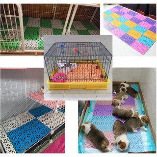 Tấm Nhựa Lót Chuồng Chó MÈo ( nhựa PVC 20x30cm ) có nhiều màu