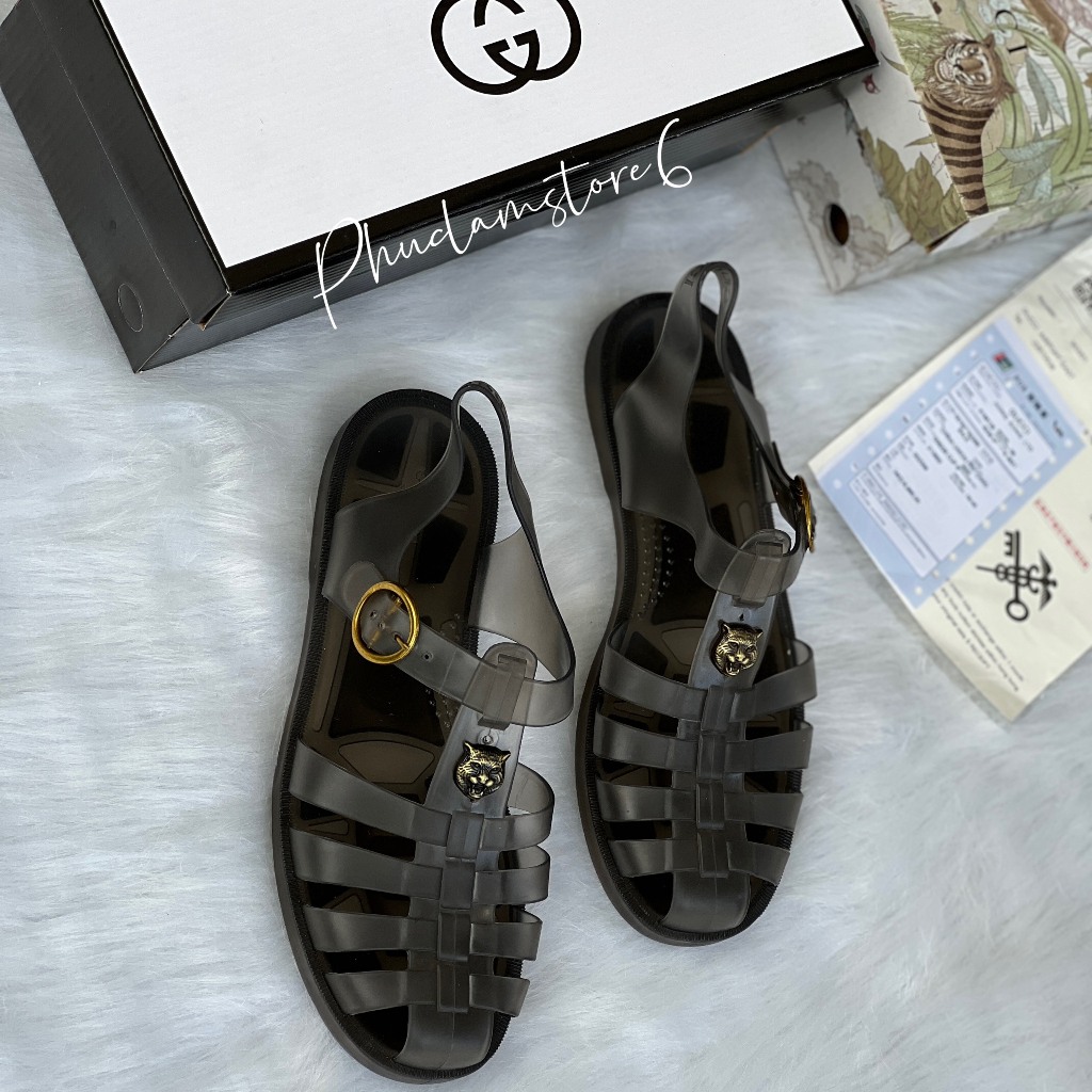 Dép dọ nam GC quai hậu nam sandal GC mặt kim loại đế đúc quai cao su non màu khói