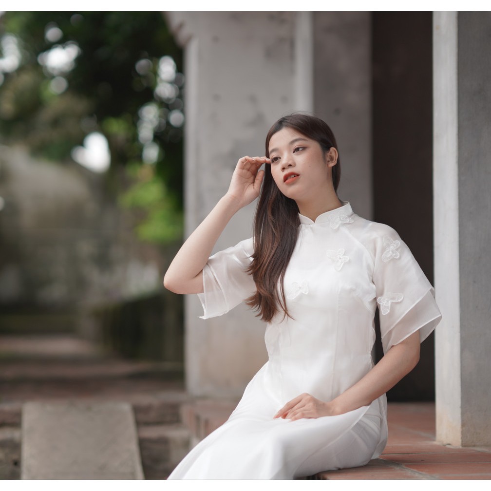 Áo Dài Cách Tân Thiết kế Cánh Tiên 4 Tà Đính Bướm Nhẹ Nhàng Sang Chảnh
