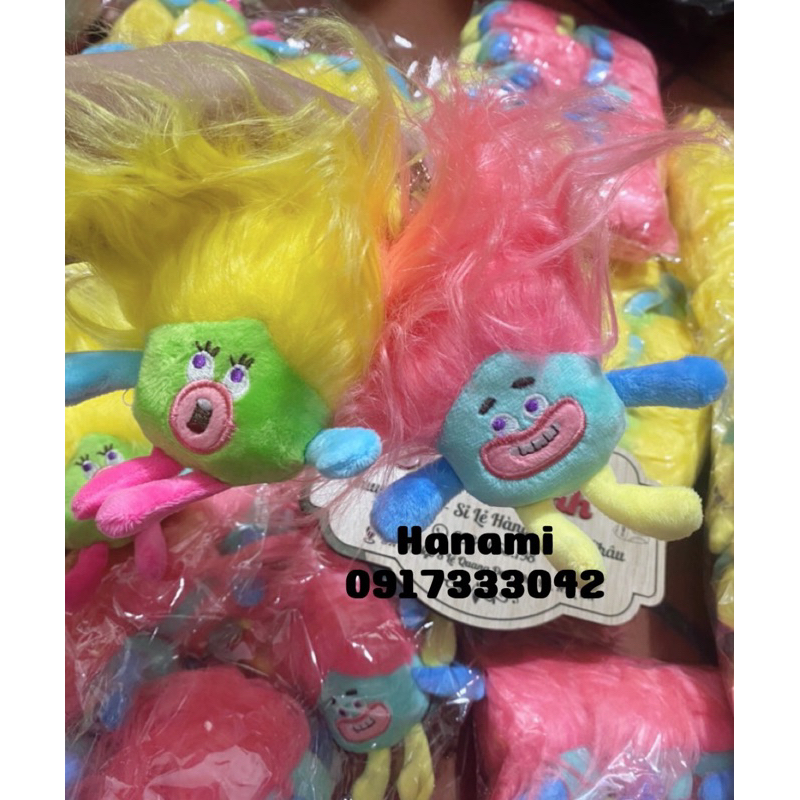 Móc khoá tóc xù sắc màu mẫu mới