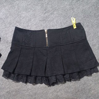 Chân váy ngắn style y2k
