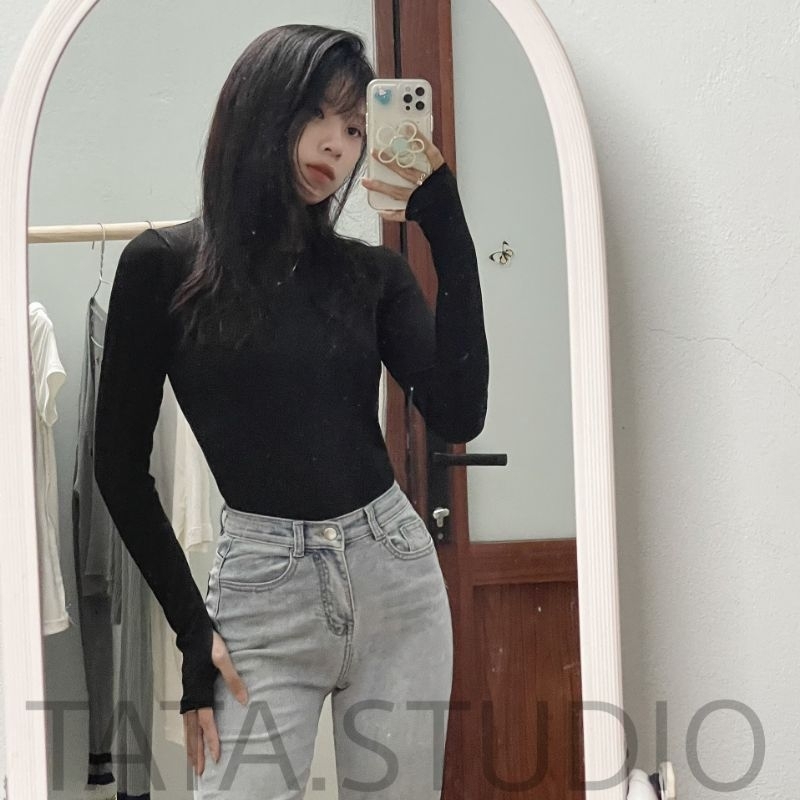 Áo Thun Gân Dài Xỏ Ngón