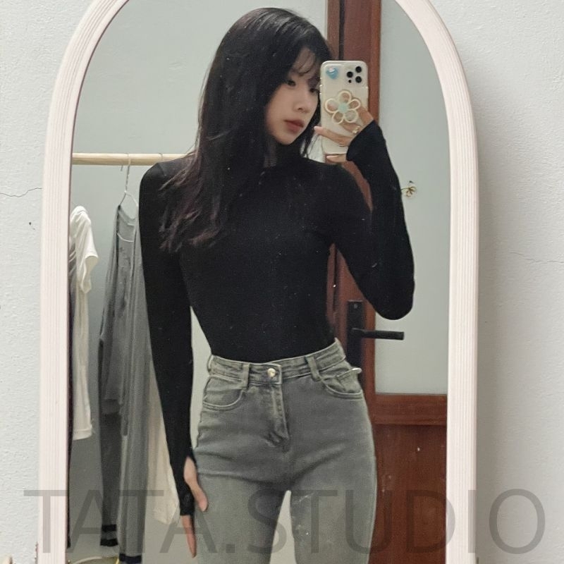 Áo Thun Gân Dài Xỏ Ngón