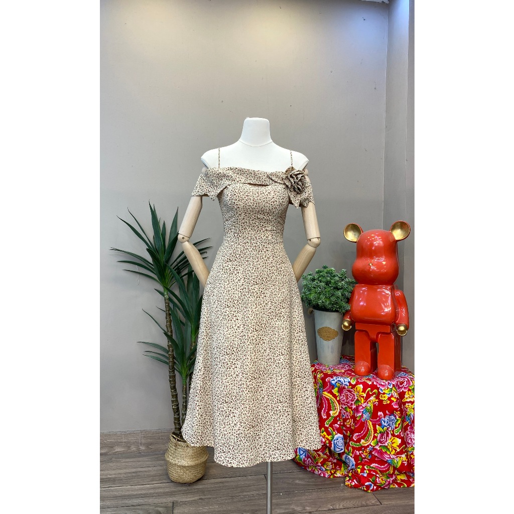 Váy trễ vai ngực đính hoa-10518