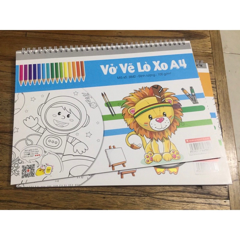 Vở vẽ A4 gáy lò xo